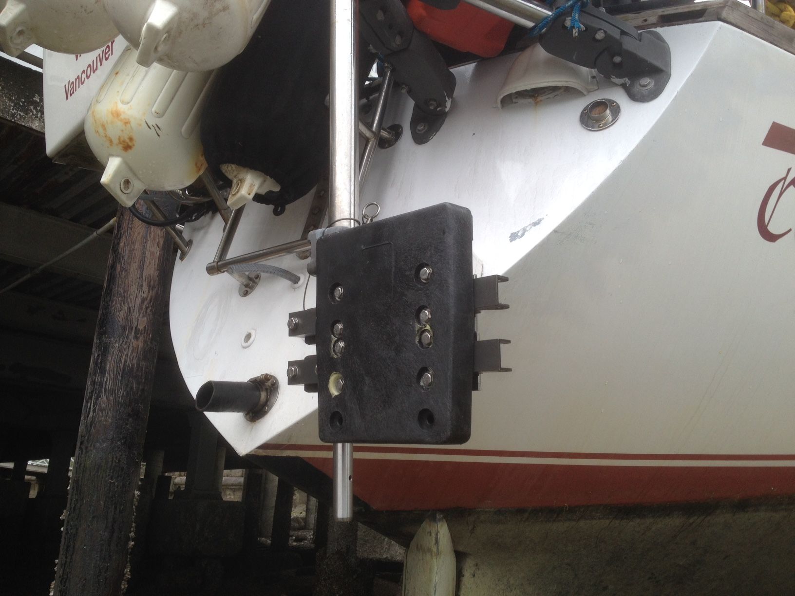 Outboard Motor Mount on HV Bracket 3 May 16 Hydrovane